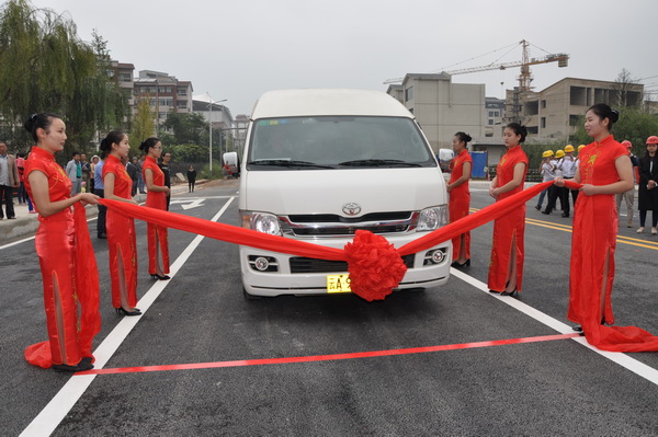 安寧市龍川西路建設(shè)工程