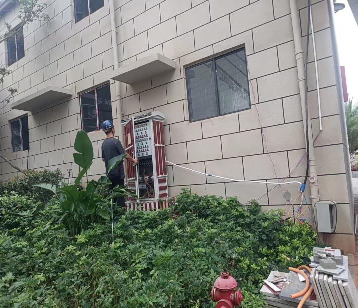 世紀銅城一期紫郡B區(qū)室外分部工程初步驗收